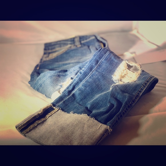 Destroyed denim blue jeans - Picture 1 of 3